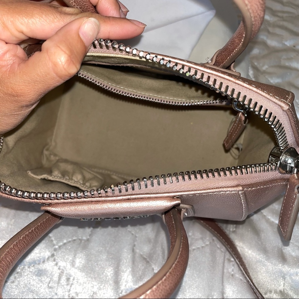 Givenchy Mini Antigona - Picture 8 of 9